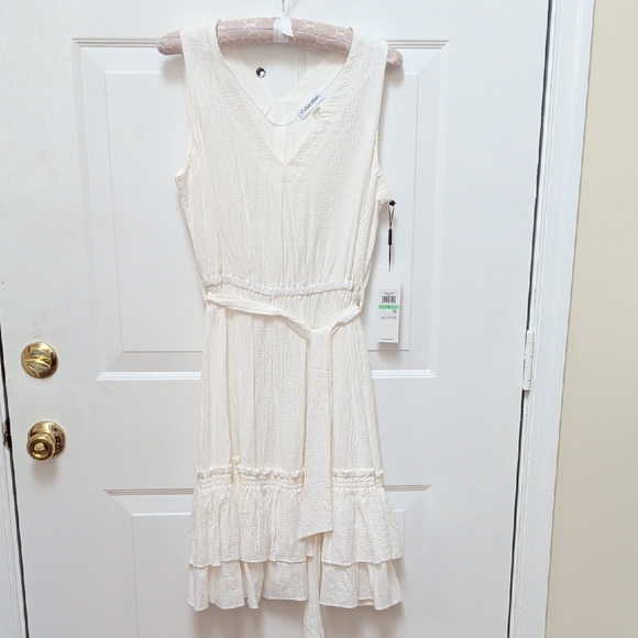 Calvin Klein Dresses & Skirts - Calvin Klein Cream V-Neck Tiered Midi Dress